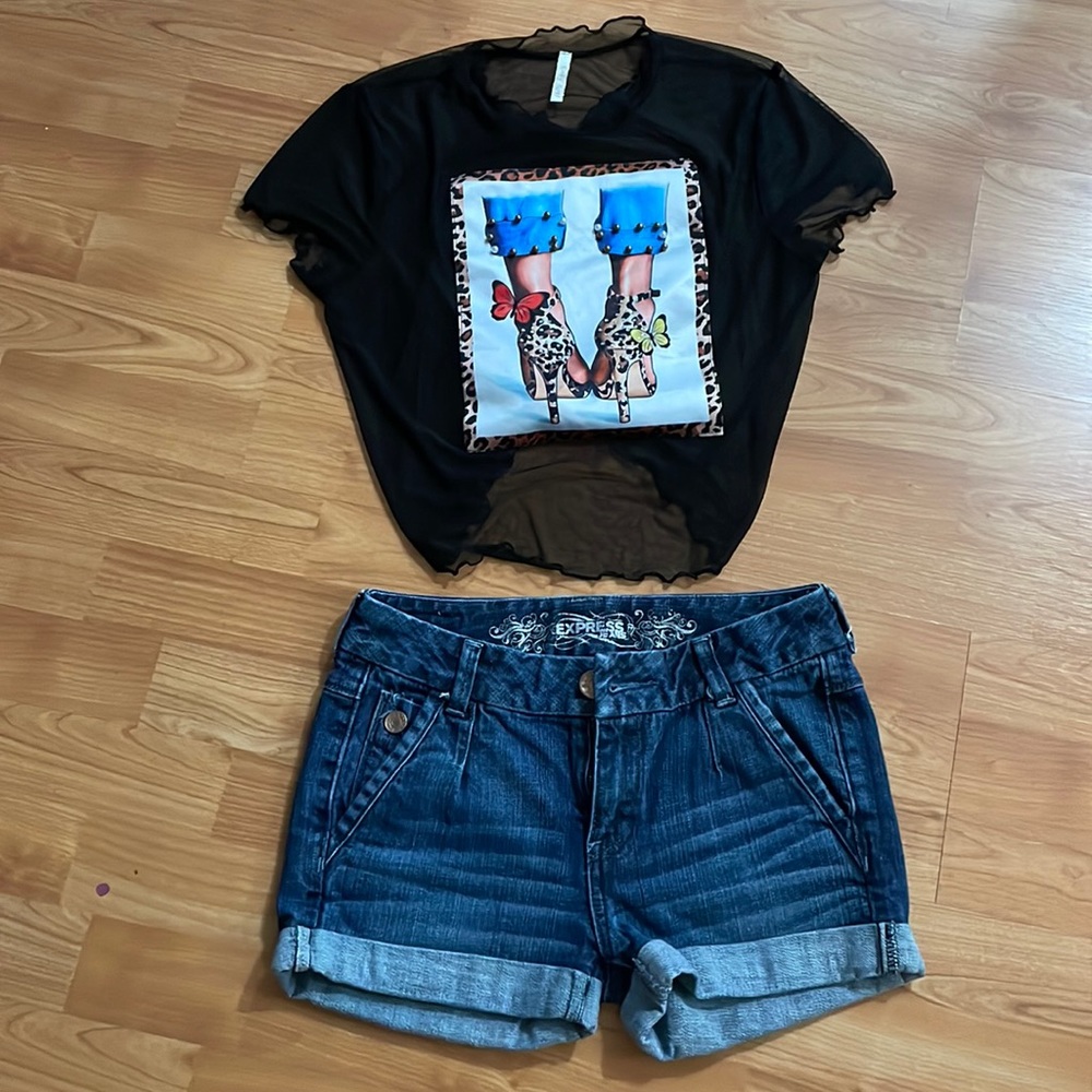 Super cute sheer top 🥰